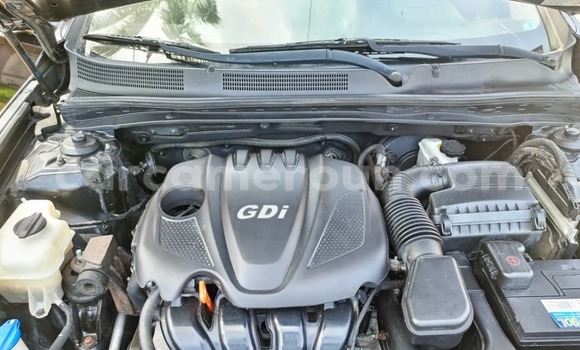 Acheter Occasion Voiture Hyundai Grandeur Noir à Yaoundé, Central Cameroon Acheter Occasion Voiture Hyundai Grandeur Noir à Yaoundé, Central Cameroon