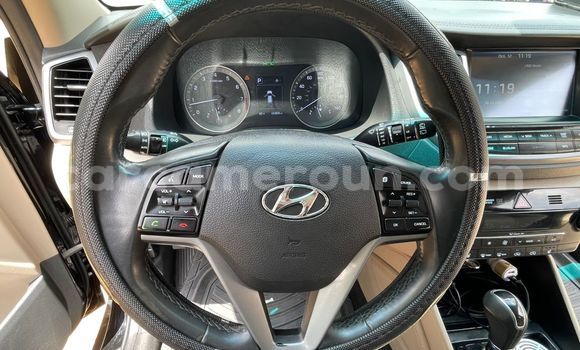 Sayi Imported Hyundai Tucson Black Mota in Douala a Ƙasar Kamaru Sayi Imported Hyundai Tucson Black Mota in Douala a Ƙasar Kamaru