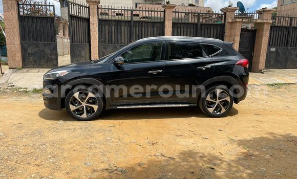 Sayi Imported Hyundai Tucson Black Mota in Douala a Ƙasar Kamaru Sayi Imported Hyundai Tucson Black Mota in Douala a Ƙasar Kamaru