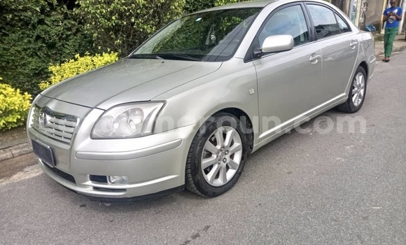 Acheter Import Voiture Toyota Avensis Noir à Douala, Littoral Cameroon