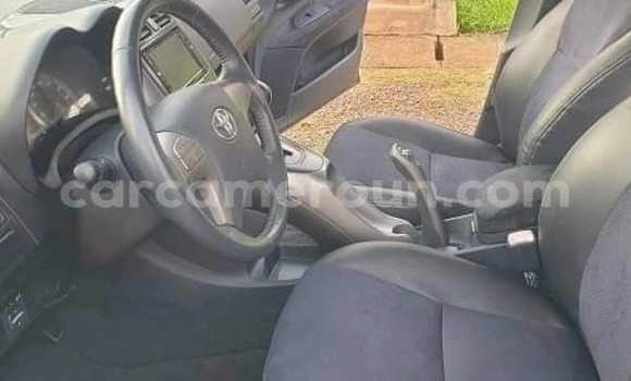 Sayi Sabo Toyota Blade Black Mota in Yaounde a Babban Kamaru Sayi Sabo Toyota Blade Black Mota in Yaounde a Babban Kamaru