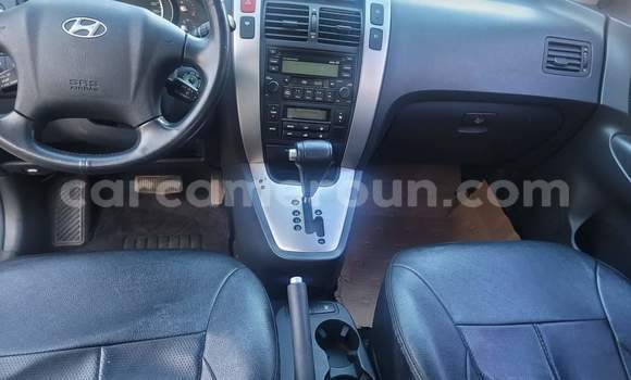 Sayi Na hannu Hyundai Tucson Brown Mota in Yaounde a Babban Kamaru Sayi Na hannu Hyundai Tucson Brown Mota in Yaounde a Babban Kamaru