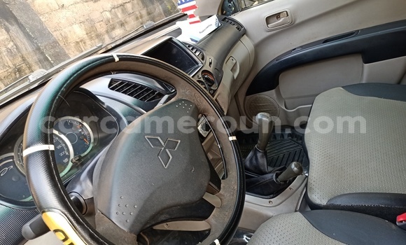 Acheter Occasion Voiture Mitsubishi L200 Bleu à Douala, Littoral Cameroon Acheter Occasion Voiture Mitsubishi L200 Bleu à Douala, Littoral Cameroon