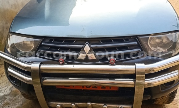 Acheter Occasion Voiture Mitsubishi L200 Bleu à Douala, Littoral Cameroon Acheter Occasion Voiture Mitsubishi L200 Bleu à Douala, Littoral Cameroon