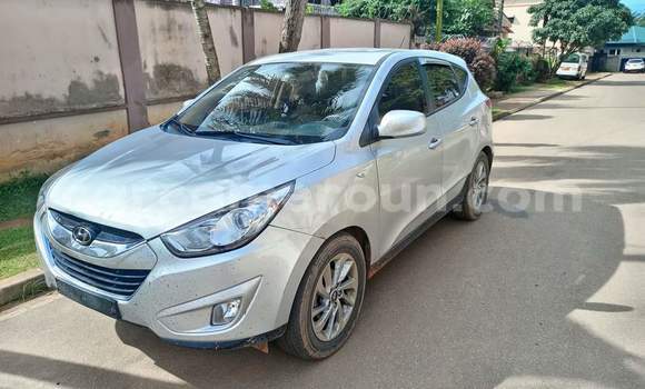 Acheter Occasion Voiture Hyundai Tucson Gris à Yaoundé, Central Cameroon Acheter Occasion Voiture Hyundai Tucson Gris à Yaoundé, Central Cameroon