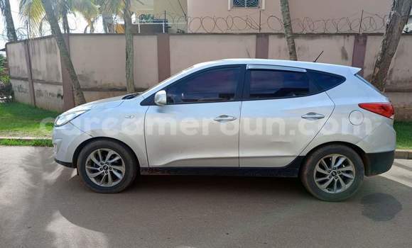 Acheter Occasion Voiture Hyundai Tucson Gris à Yaoundé, Central Cameroon Acheter Occasion Voiture Hyundai Tucson Gris à Yaoundé, Central Cameroon