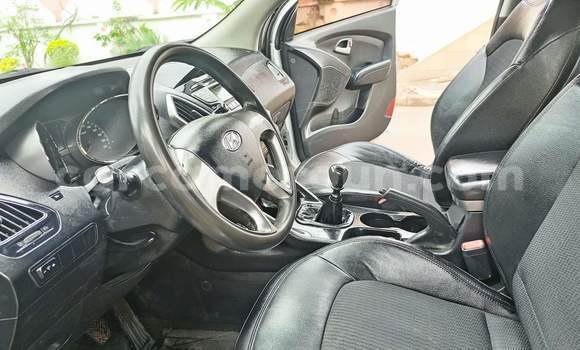 Acheter Occasion Voiture Hyundai Tucson Gris à Yaoundé, Central Cameroon Acheter Occasion Voiture Hyundai Tucson Gris à Yaoundé, Central Cameroon
