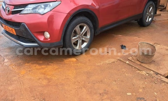 Sayi Na hannu Toyota RAV4 Red Mota in Yaounde a Babban Kamaru Sayi Na hannu Toyota RAV4 Red Mota in Yaounde a Babban Kamaru