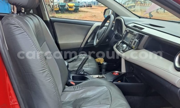 Sayi Na hannu Toyota RAV4 Red Mota in Yaounde a Babban Kamaru Sayi Na hannu Toyota RAV4 Red Mota in Yaounde a Babban Kamaru