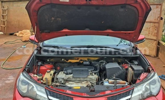 Sayi Na hannu Toyota RAV4 Red Mota in Yaounde a Babban Kamaru Sayi Na hannu Toyota RAV4 Red Mota in Yaounde a Babban Kamaru