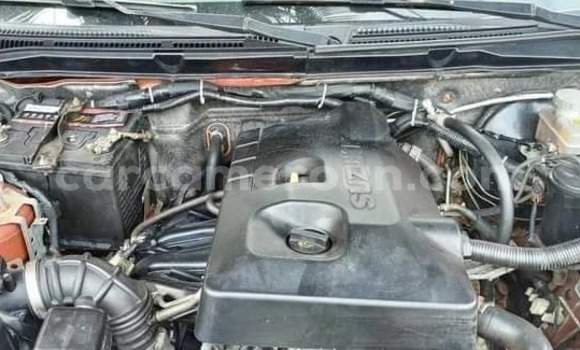 Buy New Suzuki Vitara Red Car in Yaounde in Central Cameroon Buy New Suzuki Vitara Red Car in Yaounde in Central Cameroon