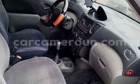 Sayi Na hannu Toyota Yaris Sauran Mota in Yaounde a Babban Kamaru Sayi Na hannu Toyota Yaris Sauran Mota in Yaounde a Babban Kamaru