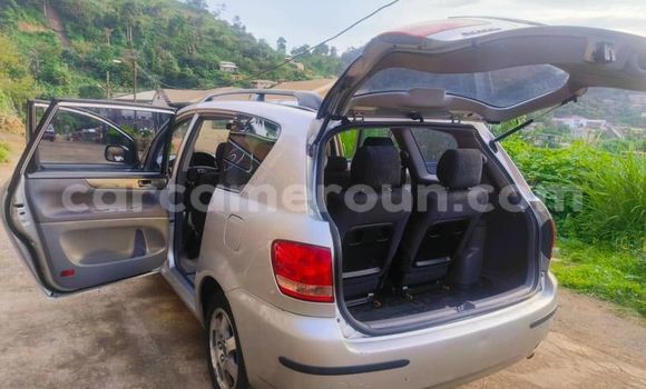 Acheter Occasion Voiture Toyota Avensis Verso Autre à Yaoundé, Central Cameroon Acheter Occasion Voiture Toyota Avensis Verso Autre à Yaoundé, Central Cameroon