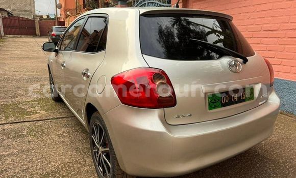 Sayi Na hannu Toyota Yaris Sauran Mota in Yaounde a Babban Kamaru Sayi Na hannu Toyota Yaris Sauran Mota in Yaounde a Babban Kamaru
