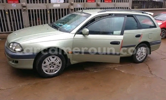 Acheter Occasion Voiture Toyota Avensis Autre à Yaoundé, Central Cameroon Acheter Occasion Voiture Toyota Avensis Autre à Yaoundé, Central Cameroon