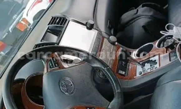 Buy Used Toyota Highlander Blue Car in Yaounde in Central Cameroon Buy Used Toyota Highlander Blue Car in Yaounde in Central Cameroon