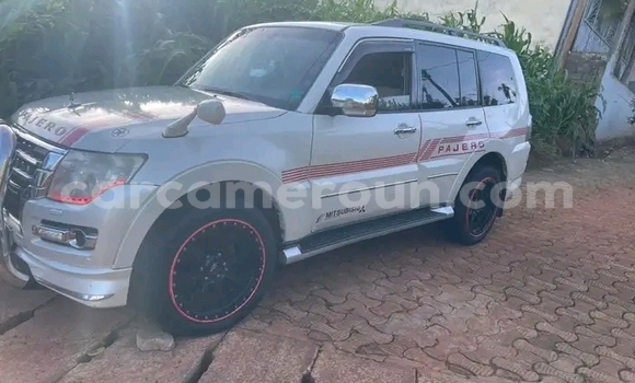 Buy Used Mitsubishi Pajero White Car in Yaounde in Central Cameroon Buy Used Mitsubishi Pajero White Car in Yaounde in Central Cameroon