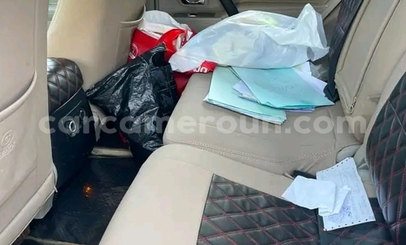 Buy Used Mitsubishi Pajero White Car in Yaounde in Central Cameroon Buy Used Mitsubishi Pajero White Car in Yaounde in Central Cameroon