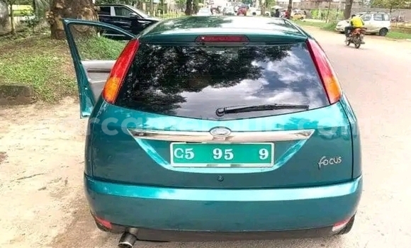 Buy Used Ford Focus Green Car in Douala in Littoral Cameroon