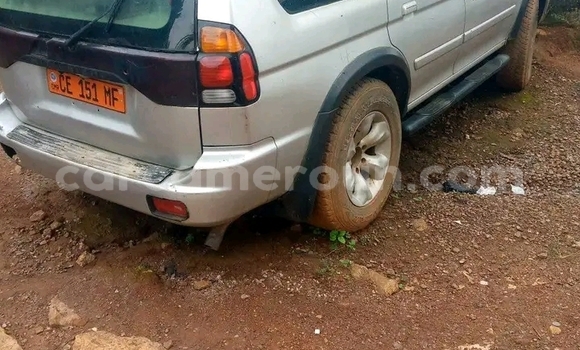 Sayi Na hannu Mitsubishi Montero Sauran Mota in Yaounde a Babban Kamaru