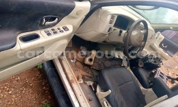 Sayi Na hannu Mitsubishi Montero Sauran Mota in Yaounde a Babban Kamaru Sayi Na hannu Mitsubishi Montero Sauran Mota in Yaounde a Babban Kamaru
