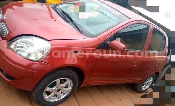 Sayi Na hannu Toyota Yaris Red Mota in Yaounde a Babban Kamaru Sayi Na hannu Toyota Yaris Red Mota in Yaounde a Babban Kamaru