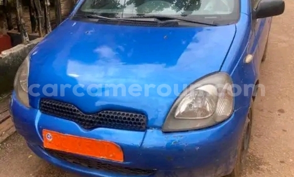 Sayi Na hannu Toyota Yaris Blue Mota in Yaounde a Babban Kamaru Sayi Na hannu Toyota Yaris Blue Mota in Yaounde a Babban Kamaru