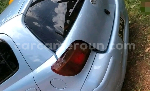 Sayi Na hannu Toyota Yaris Blue Mota in Yaounde a Babban Kamaru Sayi Na hannu Toyota Yaris Blue Mota in Yaounde a Babban Kamaru