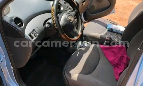 Sayi Na hannu Toyota Yaris Blue Mota in Yaounde a Babban Kamaru Sayi Na hannu Toyota Yaris Blue Mota in Yaounde a Babban Kamaru