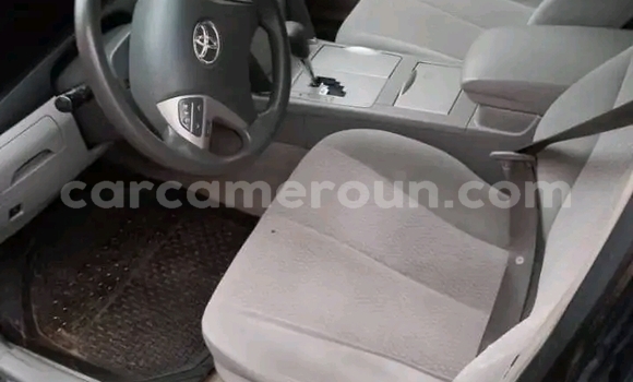 Sayi Na hannu Toyota Camry Black Mota in Yaounde a Babban Kamaru Sayi Na hannu Toyota Camry Black Mota in Yaounde a Babban Kamaru