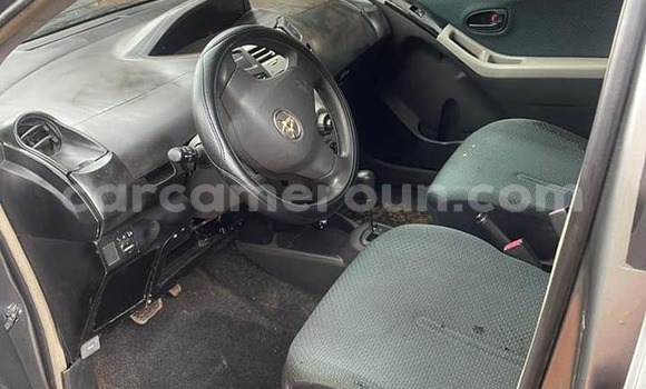 Sayi Na hannu Toyota Yaris Sauran Mota in Douala a Ƙasar Kamaru Sayi Na hannu Toyota Yaris Sauran Mota in Douala a Ƙasar Kamaru