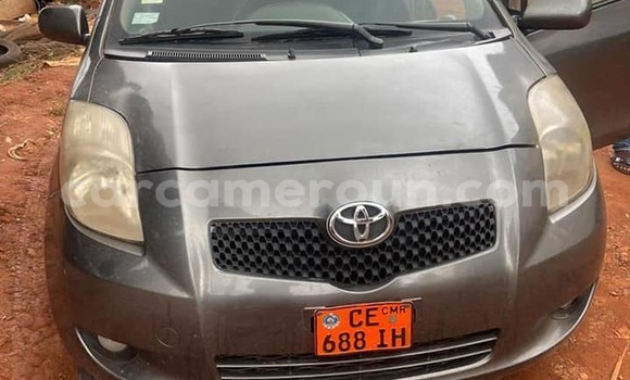 Sayi Na hannu Toyota Yaris Sauran Mota in Douala a Ƙasar Kamaru Sayi Na hannu Toyota Yaris Sauran Mota in Douala a Ƙasar Kamaru