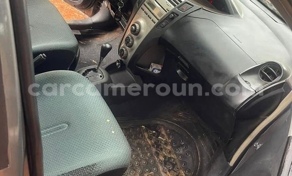 Sayi Na hannu Toyota Yaris Sauran Mota in Douala a Ƙasar Kamaru Sayi Na hannu Toyota Yaris Sauran Mota in Douala a Ƙasar Kamaru