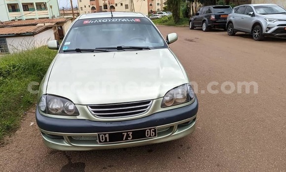 Sayi Na hannu Toyota Avensis Sauran Mota in Douala a Ƙasar Kamaru