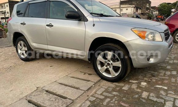 Acheter Occasion Voiture Toyota RAV4 Autre à Douala, Littoral Cameroon Acheter Occasion Voiture Toyota RAV4 Autre à Douala, Littoral Cameroon