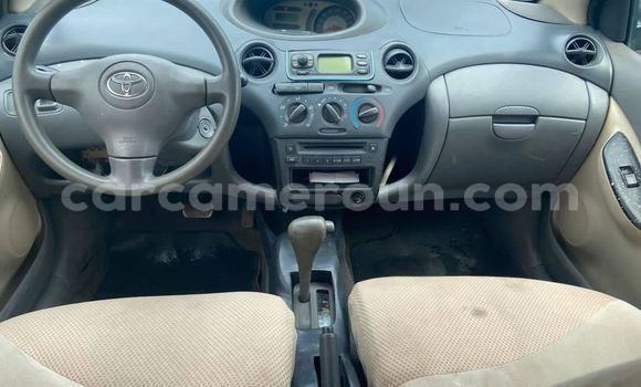 Acheter Occasion Voiture Toyota Vitz Bleu à Douala, Littoral Cameroon Acheter Occasion Voiture Toyota Vitz Bleu à Douala, Littoral Cameroon