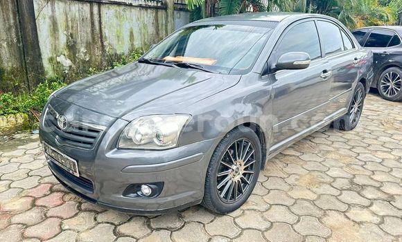 Sayi Na hannu Toyota Yaris Sauran Mota in Douala a Ƙasar Kamaru