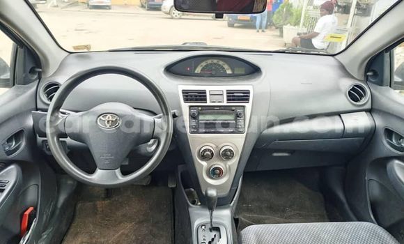 Acheter Occasion Voiture Toyota Yaris Bleu à Douala, Littoral Cameroon Acheter Occasion Voiture Toyota Yaris Bleu à Douala, Littoral Cameroon
