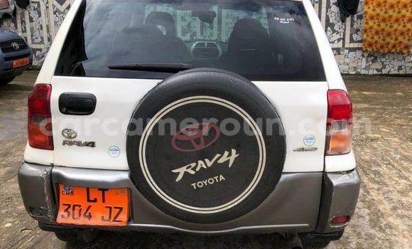 Acheter Occasion Voiture Toyota RAV4 Blanc à Douala, Littoral Cameroon Acheter Occasion Voiture Toyota RAV4 Blanc à Douala, Littoral Cameroon