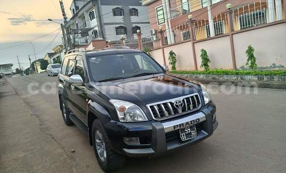 Sayi Na hannu Toyota Land Cruiser Prado Black Mota in Yaounde a Babban Kamaru