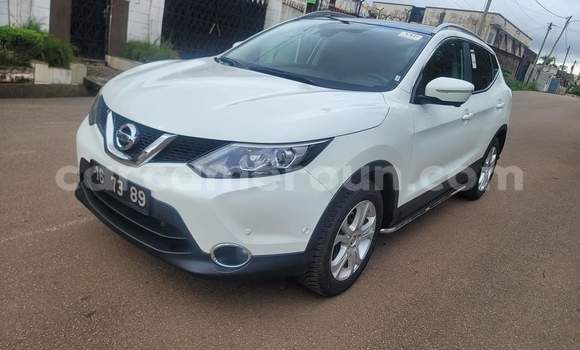 Buy Used Nissan Qashqai White Car in Yaounde in Central Cameroon Buy Used Nissan Qashqai White Car in Yaounde in Central Cameroon