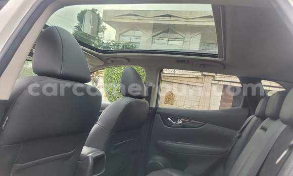 Buy Used Nissan Qashqai White Car in Yaounde in Central Cameroon Buy Used Nissan Qashqai White Car in Yaounde in Central Cameroon