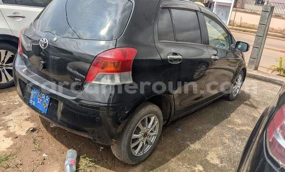 Sayi Na hannu Toyota Vitz Black Mota in Yaounde a Babban Kamaru Sayi Na hannu Toyota Vitz Black Mota in Yaounde a Babban Kamaru