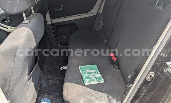 Sayi Na hannu Toyota Vitz Black Mota in Yaounde a Babban Kamaru Sayi Na hannu Toyota Vitz Black Mota in Yaounde a Babban Kamaru