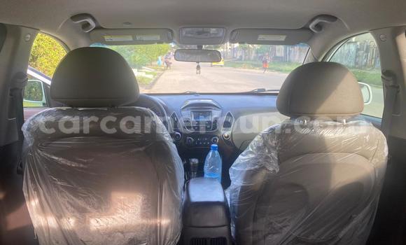 Acheter Import Voiture Hyundai Tucson Blanc à Douala, Littoral Cameroon Acheter Import Voiture Hyundai Tucson Blanc à Douala, Littoral Cameroon
