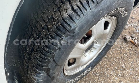 Acheter Occasion Voiture Toyota Prado Blanc à Douala, Littoral Cameroon Acheter Occasion Voiture Toyota Prado Blanc à Douala, Littoral Cameroon