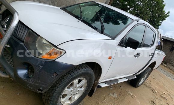 Acheter Occasion Voiture Mitsubishi L200 Blanc à Douala, Littoral Cameroon Acheter Occasion Voiture Mitsubishi L200 Blanc à Douala, Littoral Cameroon