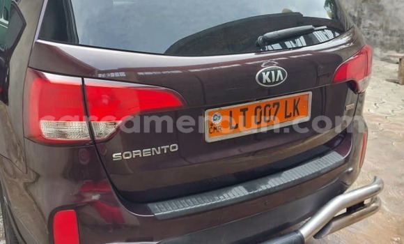 Sayi Na hannu Kia Sorento Brown Mota in Douala a Ƙasar Kamaru Sayi Na hannu Kia Sorento Brown Mota in Douala a Ƙasar Kamaru