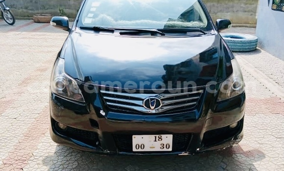 Sayi Na hannu Toyota Blade Black Mota in Douala a Ƙasar Kamaru Sayi Na hannu Toyota Blade Black Mota in Douala a Ƙasar Kamaru