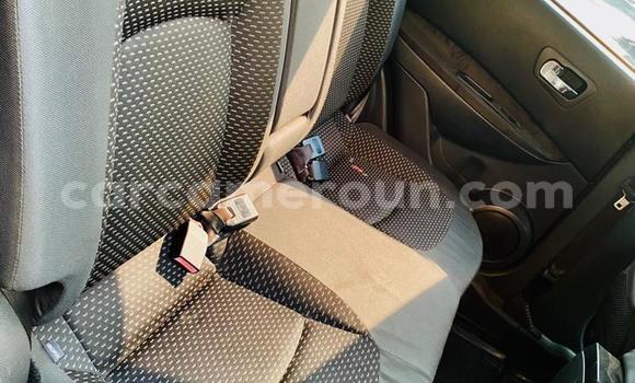 Sayi Na hannu Nissan Qashqai Red Mota in Douala a Ƙasar Kamaru Sayi Na hannu Nissan Qashqai Red Mota in Douala a Ƙasar Kamaru